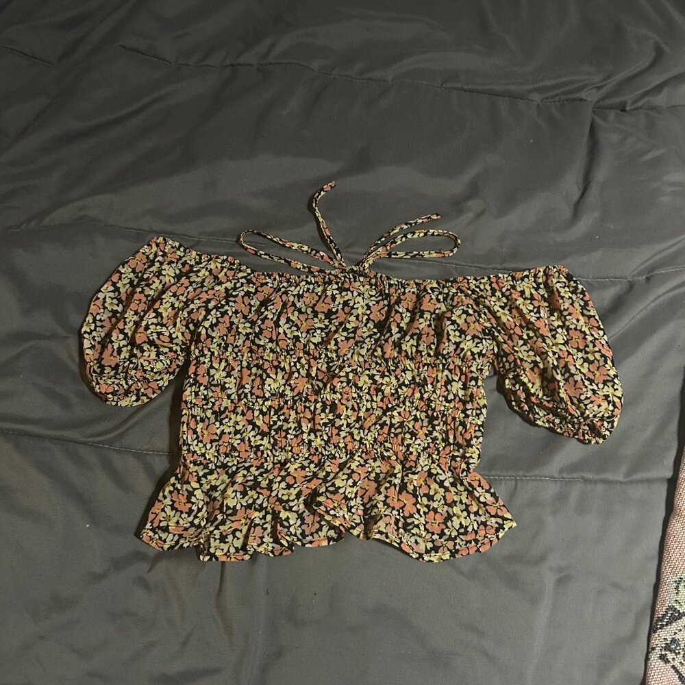 Floral Off the Shoulder Crop Top